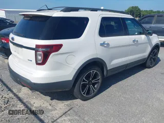 2014 Ford Explorer Sport with VIN 1FM5K8GT2EGC04825, listed as a IAAI auction lot 42676111 with 183,023 mi miles and . Bid and sale history available at DreamBid. Image 4.