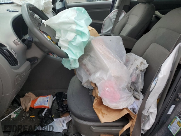 2012 Kia Sportage LX z VIN KNDPBCA28C7206947, wystawiony jako Copart lot #74242323 z przebiegiem Nie podano mil oraz Szkoda całkowita • Salvage title. Historia ofert i sprzedaży dostępna na DreamBid. Obrazek 7.