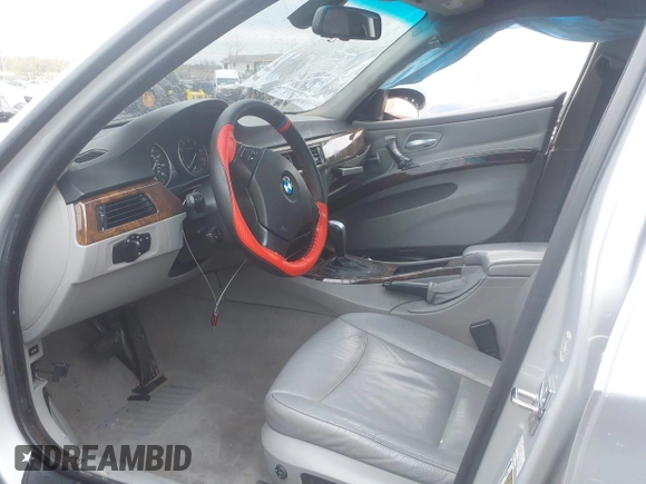 2007 BMW 3 Series 328xi with VIN WBAVC93597K034927, listed as a IAAI auction lot 42009274 with 184,427 mi miles and . Bid and sale history available at DreamBid. Image 5.