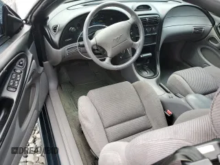 1995 Ford Mustang z VIN 1FALP45T7SF135985, wystawiony jako Copart lot #60027515 z przebiegiem 85 730 mil mil oraz Czysty tytuł • Clean title. Historia ofert i sprzedaży dostępna na DreamBid. Obrazek 8.