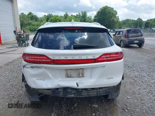 2017 Lincoln MKC Select с VIN 5LMCJ2C98HUL47749, выставлен на аукционе IAAI как лот 42515468 с пробегом 147 459 миль миль и . История ставок и продаж доступна на DreamBid. Изображение 17.