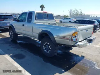 2004 Toyota Tacoma with VIN 5TEWN72N14Z376791, listed as a IAAI auction lot 41665444 with 167,153 mi miles. Bid and sale history available at carsss.com. Image 3.