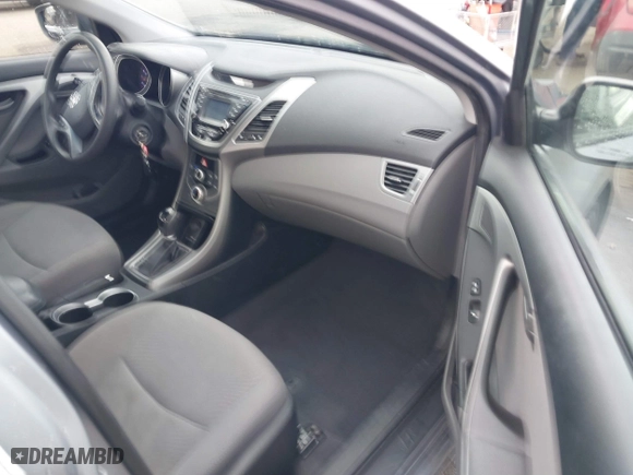 2016 Hyundai Elantra SE with VIN 5NPDH4AE1GH772113, listed as a IAAI auction lot 41650989 with 100,634 mi miles. Bid and sale history available at carsss.com. Image 5.