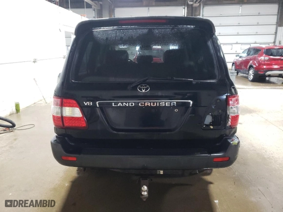 2006 Toyota Land Cruiser with VIN JTEHT05J962083450, listed as a Copart auction lot 51628905 with 264,486 mi miles and Salvage Title. Bid and sale history available at carsss.com. Image 6.