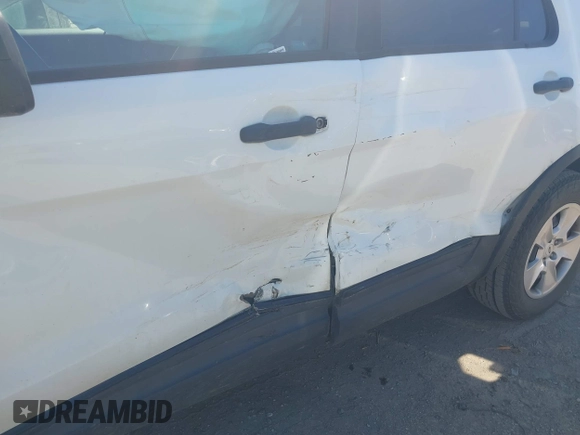 2014 Ford Explorer with VIN 1FM5K7B86EGB45176, listed as a IAAI auction lot 41864091 with 140,073 mi miles and . Bid and sale history available at DreamBid. Image 17.