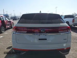 2024 Volkswagen Atlas SE with VIN 1V2LE2CA0RC249150, listed as a IAAI auction lot 41969218 with 7,291 mi miles and . Bid and sale history available at DreamBid. Image 17.
