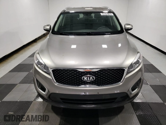 2018 Kia Sorento LX with VIN 5XYPG4A36JG345376, listed as a Copart auction lot 50245185 with 124,644 mi miles and Clean Title. Bid and sale history available at carsss.com. Image 5.