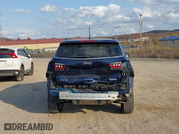 2019 Jeep Compass Latitude with VIN 3C4NJDBB0KT818133, listed as a IAAI auction lot 40736830 with 37,714 mi miles. Bid and sale history available at carsss.com. Image 6.