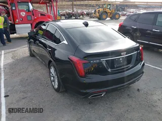 2022 Cadillac CT5 Premium Luxury z VIN 1G6DN5RK8N0118974, wystawiony jako IAAI lot #41265623 z przebiegiem 40 568 mil mil oraz . Historia ofert i sprzedaży dostępna na DreamBid. Obrazek 3.
