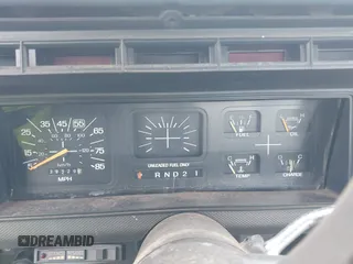1985 Ford F-150 with VIN 1FTCF15Y1FPA04347, listed as a IAAI auction lot 41767150 with 39,229 mi miles. Bid and sale history available at carsss.com. Image 7.