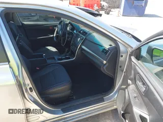 2017 Toyota Camry XLE with VIN 4T1BF1FK5HU454492, listed as a IAAI auction lot 41808489 with 123,601 mi miles and . Bid and sale history available at DreamBid. Image 5.