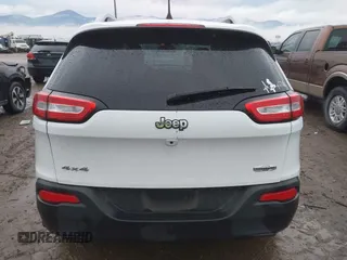 2018 Jeep Cherokee Latitude Tech Connect with VIN 1C4PJMCB1JD509136, listed as a IAAI auction lot 40873652 with 95,241 mi miles and . Bid and sale history available at DreamBid. Image 16.
