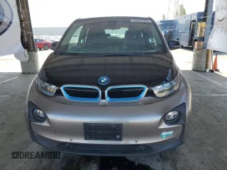 2015 BMW i3 z VIN WBY1Z4C56FV502952, wystawiony jako Copart lot #54003965 z przebiegiem 104 615 mil mil oraz Czysty tytuł • Clean title. Historia ofert i sprzedaży dostępna na DreamBid. Obrazek 5.