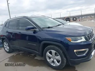 2019 Jeep Compass Limited with VIN 3C4NJCCB7KT749417, listed as a IAAI auction lot 41376703 with 69,708 mi miles. Bid and sale history available at carsss.com. Image 13.