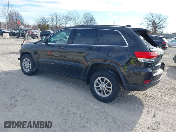2018 Jeep Grand Cherokee Laredo E with VIN 1C4RJFAG7JC244103, listed as a IAAI auction lot 41260642 with 116,797 mi miles. Bid and sale history available at carsss.com. Image 3.