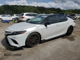 2022 Toyota Camry TRD with VIN 4T1KZ1AK6NU064155, listed as a Copart auction lot 51547695 with 26,582 mi miles and Salvage title. Bid and sale history available at DreamBid. Image 1.