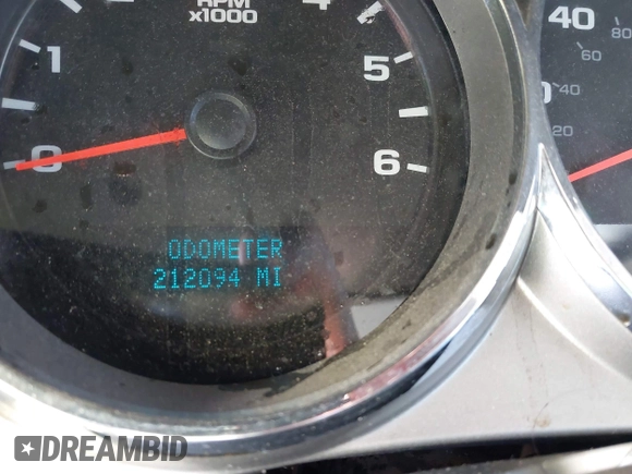 2010 GMC Sierra 1500 SLE z VIN 3GTRKVE37AG102958, wystawiony jako IAAI lot #41366917 z przebiegiem 212 094 mil mil oraz . Historia ofert i sprzedaży dostępna na DreamBid. Obrazek 16.