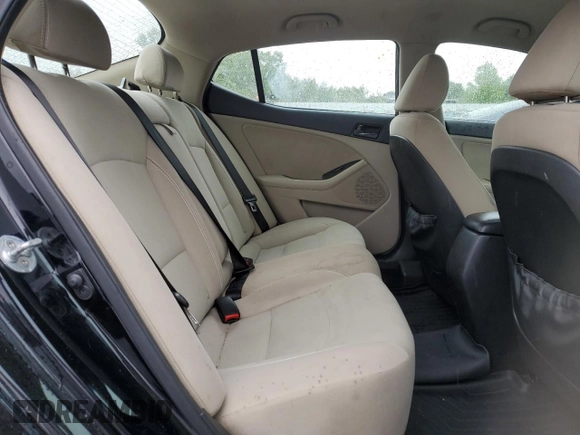 2015 Kia Optima LX z VIN 5XXGM4A78FG517107, wystawiony jako Copart lot #59864965 z przebiegiem 161 507 mil mil oraz Czysty tytuł • Clean title. Historia ofert i sprzedaży dostępna na DreamBid. Obrazek 10.