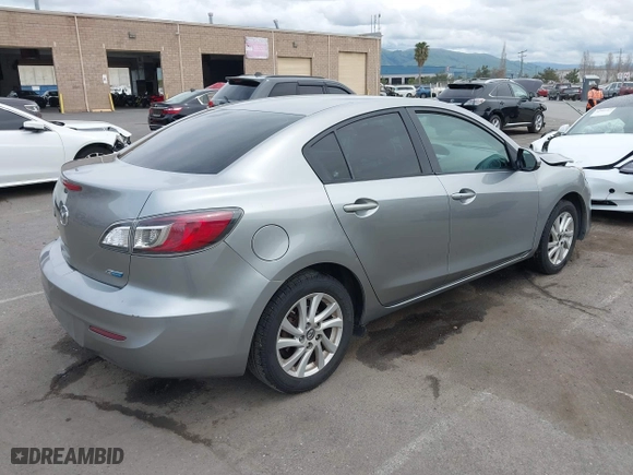 2013 Mazda Mazda3 i Grand Touring with VIN JM1BL1WP0D1790992, listed as a IAAI auction lot 41986869 with 249,902 mi miles. Bid and sale history available at carsss.com. Image 4.