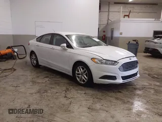 2013 Ford Fusion SE with VIN 3FA6P0H78DR268040, listed as a IAAI auction lot 41524125 with 172,712 mi miles. Bid and sale history available at carsss.com. Image 1.