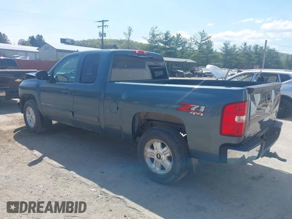 2009 Chevrolet Silverado 1500 LT with VIN 1GCEK29099Z214279, listed as a IAAI auction lot 42112324 with 55,953 mi miles and . Bid and sale history available at DreamBid. Image 3.