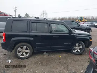 2014 Jeep Patriot Limited with VIN 1C4NJRCBXED503572, listed as a IAAI auction lot 41937793 with 112,015 mi miles. Bid and sale history available at carsss.com. Image 13.