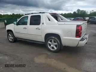2013 Chevrolet Avalanche LTZ z VIN 3GNTKGE77DG277811, wystawiony jako Copart lot #58436905 z przebiegiem 126 603 mil mil oraz Szkoda całkowita • Salvage title. Historia ofert i sprzedaży dostępna na DreamBid. Obrazek 2.