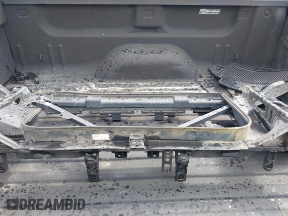 2014 Chevrolet Silverado 1500 LT with VIN 1GCRCREC5EZ161985, listed as a IAAI auction lot 42096479 with 225,412 mi miles and . Bid and sale history available at DreamBid. Image 18.