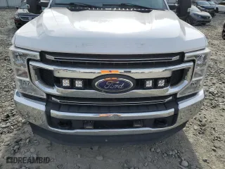 2020 Ford Super Duty F-350 SRW XL with VIN 1FT8X3B62LEC40935, listed as a Copart auction lot 88970215 with 152,572 mi miles and Clean Title. Bid and sale history available at carsss.com. Image 11.