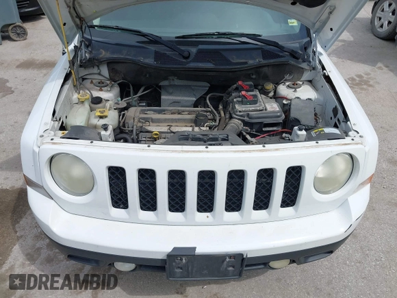 2014 Jeep Patriot Altitude with VIN 1C4NJPBA8ED504989, listed as a IAAI auction lot 42284403 with 196,922 mi miles and . Bid and sale history available at DreamBid. Image 10.