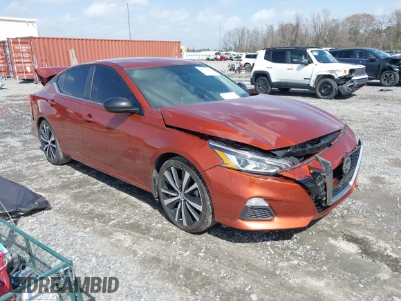 2019 Nissan Altima SR with VIN 1N4BL4CV8KC201828, listed as a IAAI auction lot 41728892 with 124,879 mi miles and . Bid and sale history available at carsss.com. Image 1.