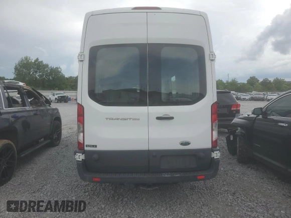 2017 Ford Transit с VIN 1FTYR3XM9HKB56184, выставлен на аукционе Copart как лот 61068155 с пробегом 212 531 миль миль и Списание • Salvage title. История ставок и продаж доступна на DreamBid. Изображение 6.