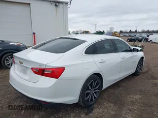 2018 Chevrolet Malibu LT z VIN 1G1ZD5ST4JF284966, wystawiony jako IAAI lot #41503355 z przebiegiem 99 181 mil mil oraz . Historia ofert i sprzedaży dostępna na DreamBid. Obrazek 4.