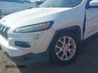 2014 Jeep Cherokee Latitude with VIN 1C4PJLCB1EW226188, listed as a IAAI auction lot 41869119 with 54,478 mi miles. Bid and sale history available at carsss.com. Image 6.