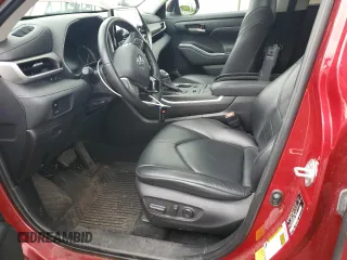 2021 Toyota Highlander XLE with VIN 5TDHZRBH5MS122811, listed as a Copart auction lot 57135585 with 85,703 mi miles and Salvage title. Bid and sale history available at DreamBid. Image 7.