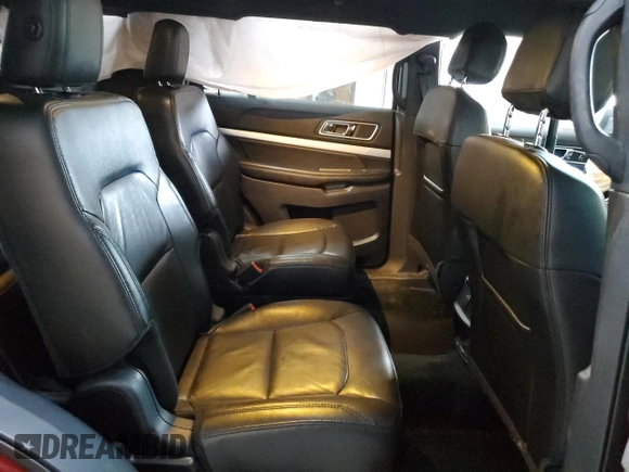2017 Ford Explorer XLT with VIN 1FM5K8D82HGA43137, listed as a Copart auction lot 61988865 with 111,807 mi miles and Non repairable. Bid and sale history available at DreamBid. Image 11.