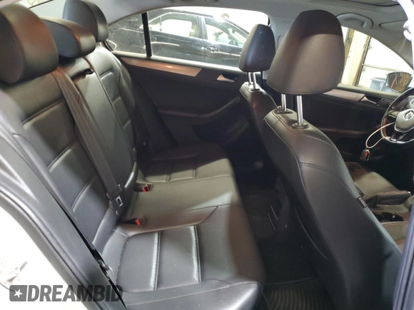 2015 Volkswagen Jetta SE with VIN 3VWD17AJ4FM308693, listed as a Copart auction lot 59987585 with 87,136 mi miles and Salvage title. Bid and sale history available at DreamBid. Image 10.