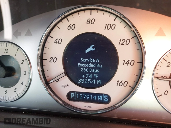 2009 Mercedes-Benz CLK 350 z VIN WDBTJ56H39F269431, wystawiony jako IAAI lot #42250728 z przebiegiem 127 914 mil mil oraz . Historia ofert i sprzedaży dostępna na DreamBid. Obrazek 7.