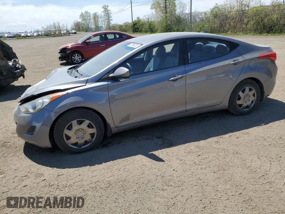 2013 Hyundai Elantra GLS z VIN 5NPDH4AE0DH194355, wystawiony jako Copart lot #57059235 z przebiegiem 199 999 mil mil oraz Szkoda całkowita • Salvage title. Historia ofert i sprzedaży dostępna na DreamBid. Obrazek 1.