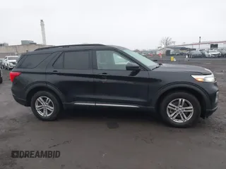 2023 Ford Explorer XLT with VIN 1FMSK8DH8PGA89282, listed as a IAAI auction lot 41453791 with 30,309 mi miles and . Bid and sale history available at carsss.com. Image 13.