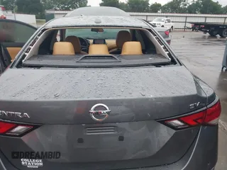 2022 Nissan Sentra SV z VIN 3N1AB8CV9NY259218, wystawiony jako IAAI lot #42184287 z przebiegiem 42 832 mil mil oraz . Historia ofert i sprzedaży dostępna na DreamBid. Obrazek 6.