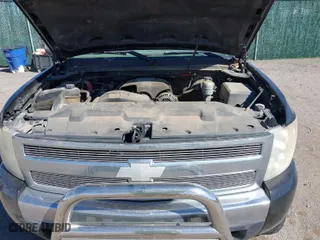 2008 Chevrolet Silverado 1500 LT w/1LT with VIN 2GCEK13M181171750, listed as a IAAI auction lot 41760188 with 160,625 mi miles. Bid and sale history available at carsss.com. Image 10.