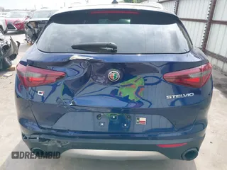 2019 Alfa Romeo Stelvio z VIN ZASPAKAN0K7C44623, wystawiony jako IAAI lot #42062414 z przebiegiem 68 722 mil mil oraz . Historia ofert i sprzedaży dostępna na DreamBid. Obrazek 16.