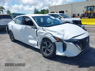 2024 Nissan Sentra SV с VIN 3N1AB8CV8RY251276, выставлен на аукционе IAAI как лот 42577801 с пробегом 42 118 миль миль и . История ставок и продаж доступна на DreamBid. Изображение 1.