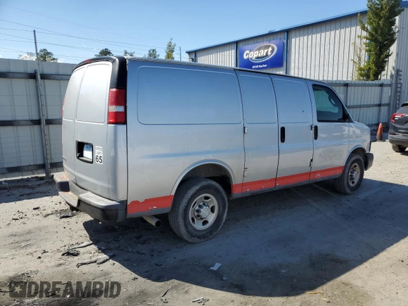 2018 Chevrolet Express Cargo with VIN 1GCWGAFP3J1318769, listed as a Copart auction lot 50991335 with 147,260 mi miles and Clean title. Bid and sale history available at DreamBid. Image 3.