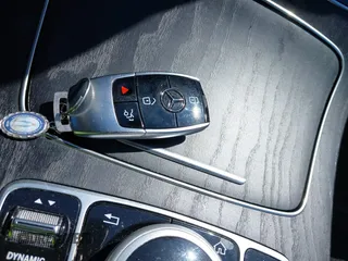 2019 Mercedes-Benz E-Class E 450 with VIN WDD1K6HB2KF082777, listed as a IAAI auction lot 41781452 with 27,101 mi miles. Bid and sale history available at carsss.com. Image 11.