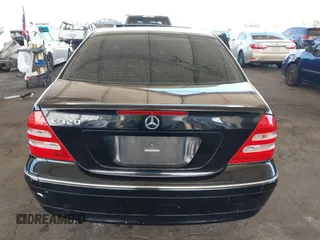 2004 Mercedes-Benz C 320 z VIN WDBRF64JX4F522423, wystawiony jako IAAI lot #42287731 z przebiegiem Nie podano mil oraz . Historia ofert i sprzedaży dostępna na DreamBid. Obrazek 15.