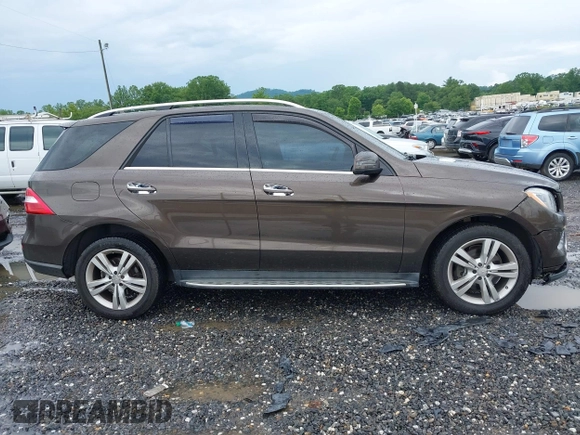 2014 Mercedes-Benz M 350 with VIN 4JGDA5JB4EA334430, listed as a IAAI auction lot 42503479 with 181,983 mi miles and . Bid and sale history available at DreamBid. Image 13.