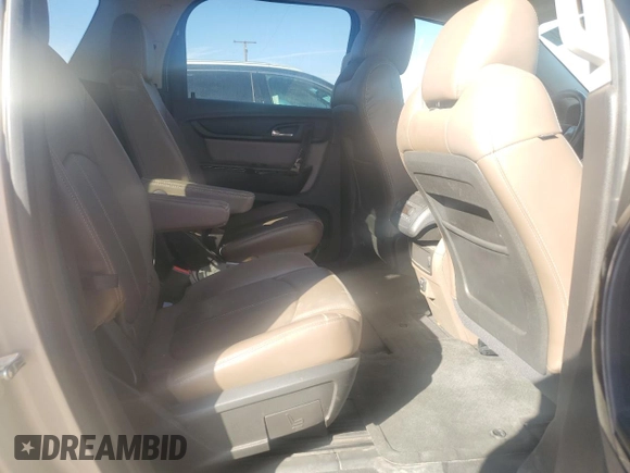2014 GMC Acadia SLT z VIN 1GKKRRKD7EJ366045, wystawiony jako Copart lot #85463414 z przebiegiem 114 939 mil mil oraz Czysty tytuł • Clean title. Historia ofert i sprzedaży dostępna na DreamBid. Obrazek 13.