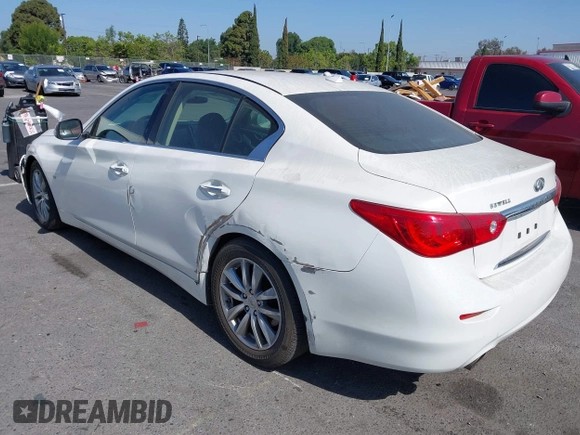 2015 Infiniti Q50 with VIN JN1BV7AP1FM333942, listed as a IAAI auction lot 42310734 with 111,592 mi miles and . Bid and sale history available at DreamBid. Image 3.